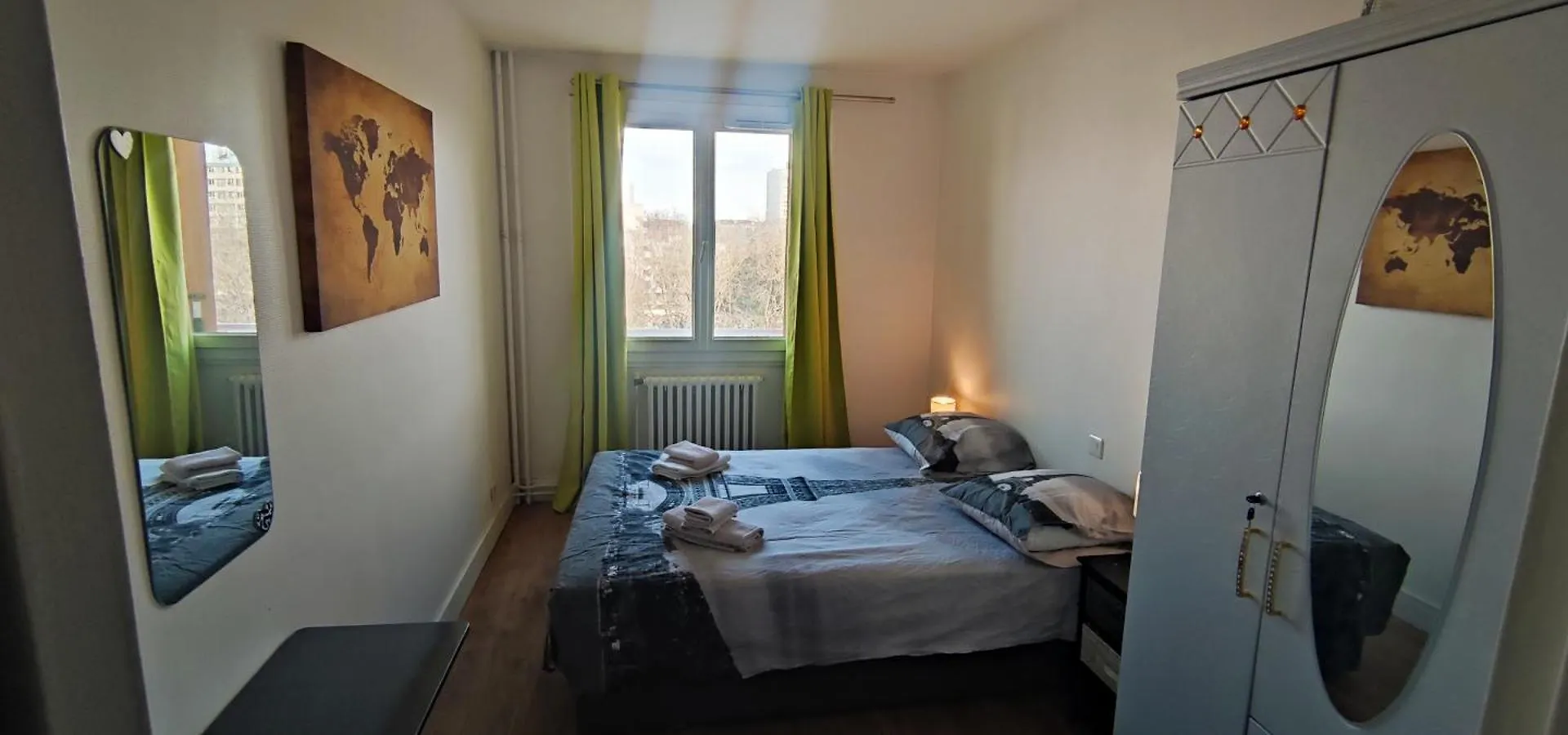 Homestay Eiffel Horizon - Grand Espace Familial Au Pied Du Metro Paris