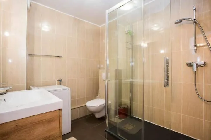 Eiffel Horizon - Grand Espace Familial Au Pied Du Metro Paris Homestay